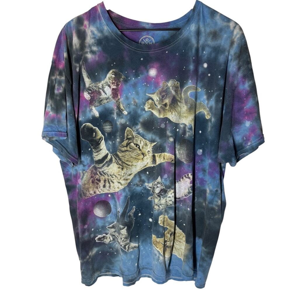 DOM XL Galaxy Space Cats Tie Dye Graphic T-Shirt Cosmic Celestial 100% Cotton